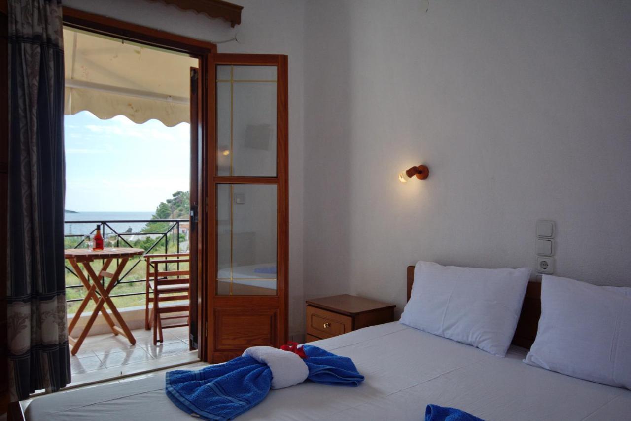 Nikis Rooms Kalamakia Extérieur photo