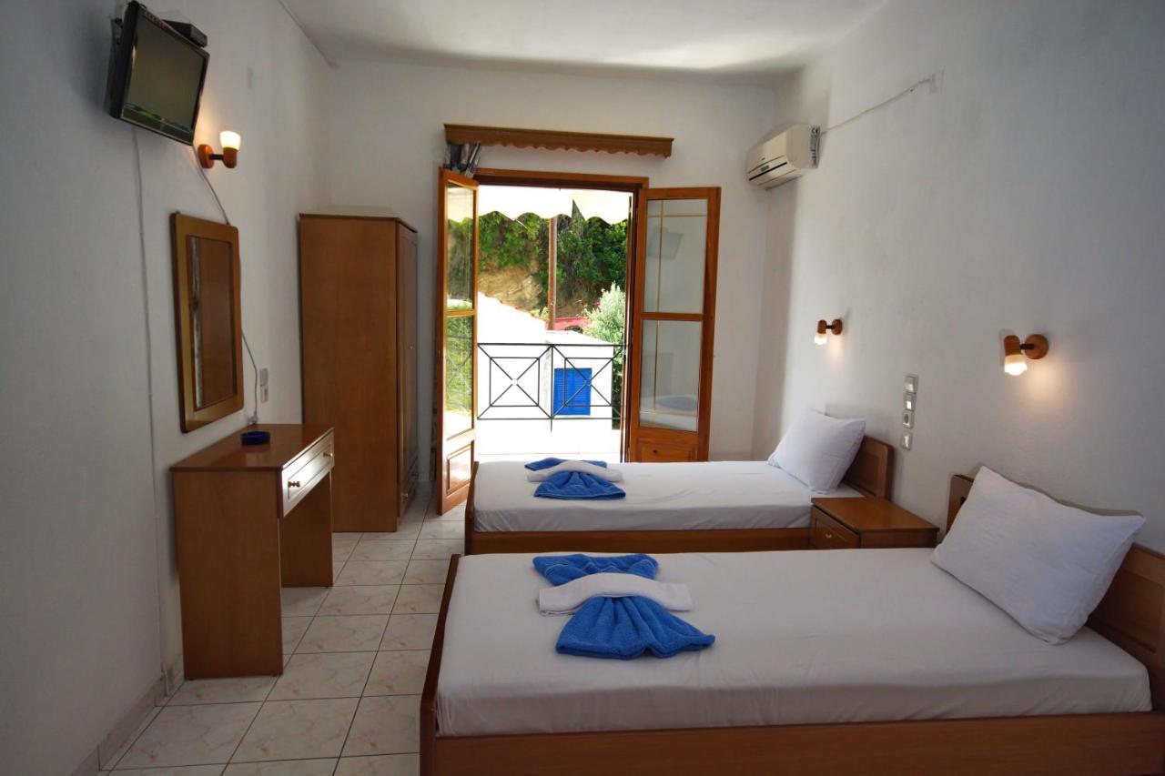 Nikis Rooms Kalamakia Extérieur photo